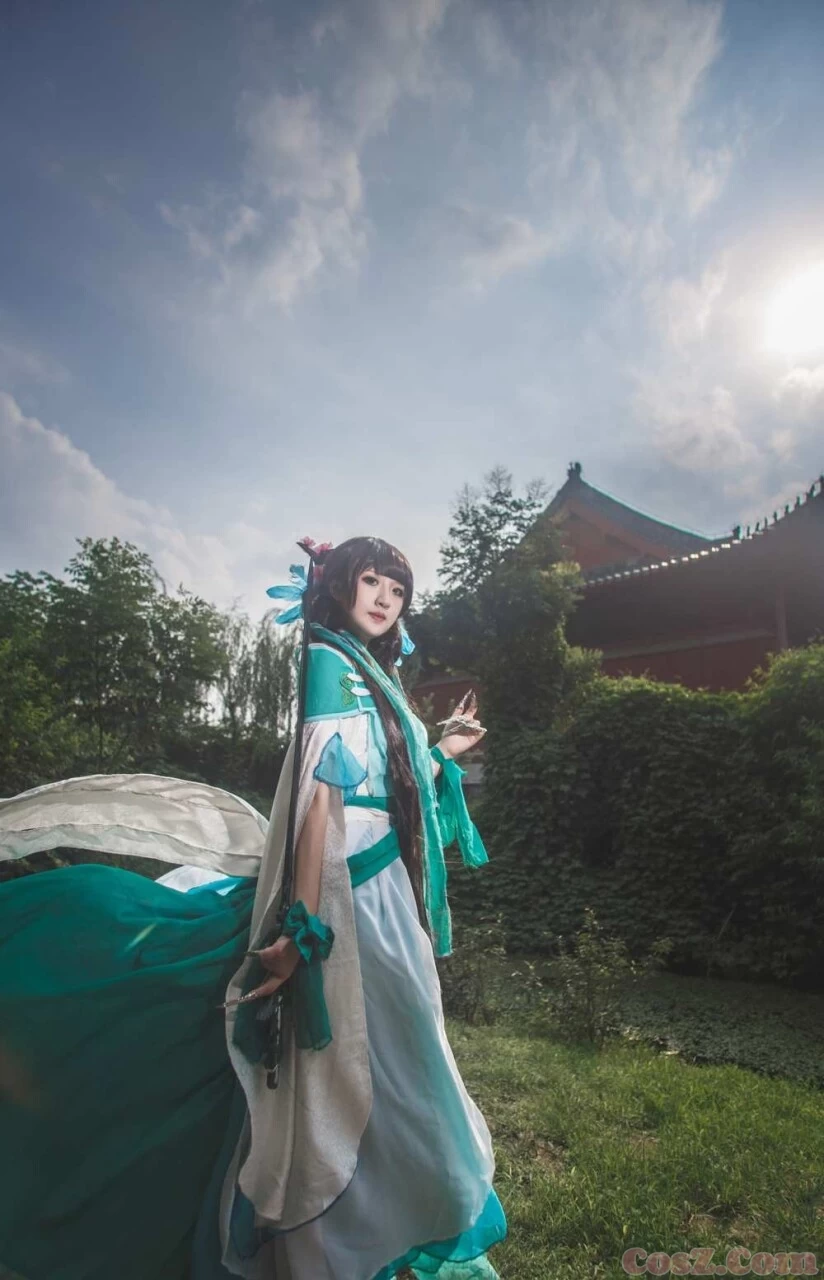 长歌门琴萝汉服