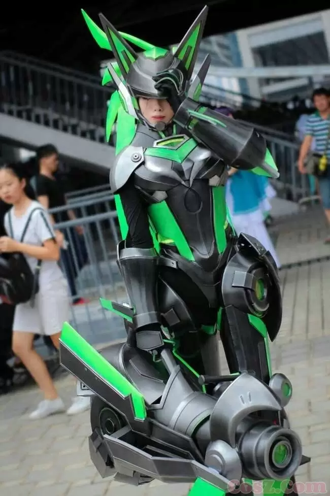 《C站·第197期》孙尚香COS 末日机甲