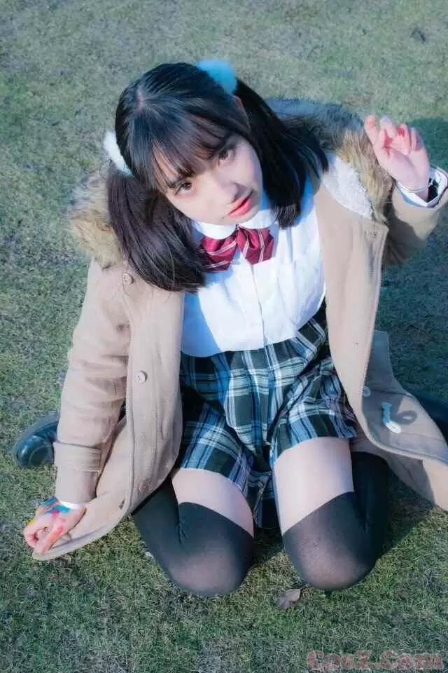 《C站·第41期》衬衣小萝莉装萌扮可爱哦