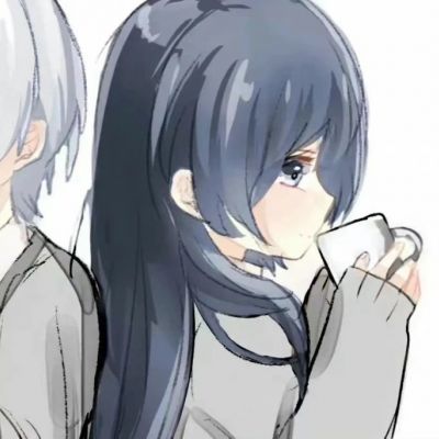 情侣头动漫头像双人，开心的是 陪你的人是我