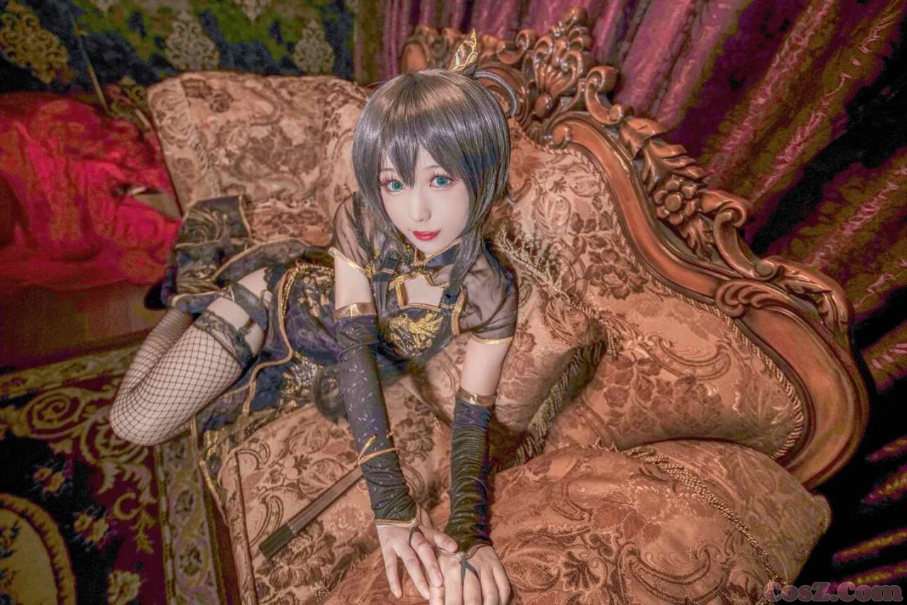 很有御姐味道的一个小姐姐网袜高跟当然不在话下！